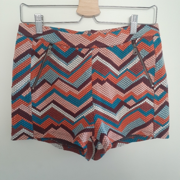 Free People| Floyd Chevron High Waist Shorts - Picture 2 of 8